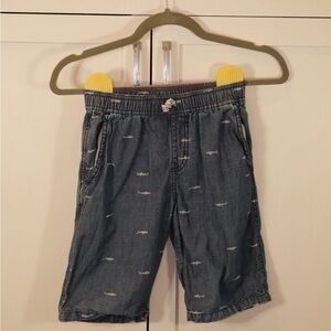 Tea Collection shark shorts